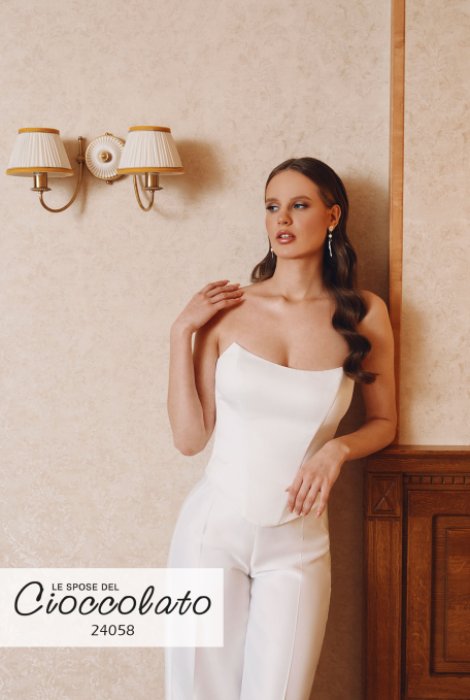 24058 - Брючный костюм (блузка, брюки)